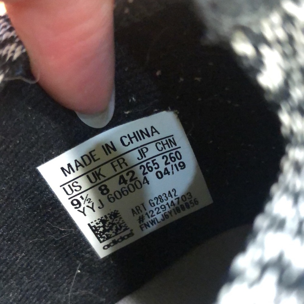 Shoes - Picture 5 of 5